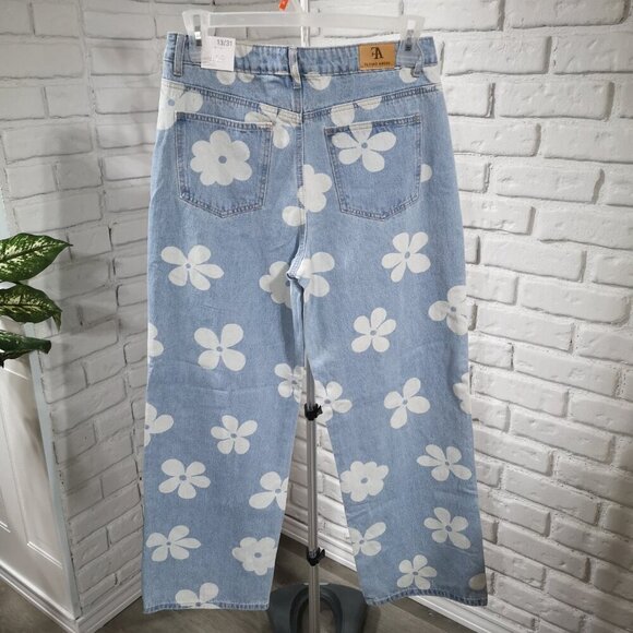 NWT Flying Angel Premium Ladies Size 13/31 Wide Straight Leg High Rise Fit Jeans - Picture 2 of 11